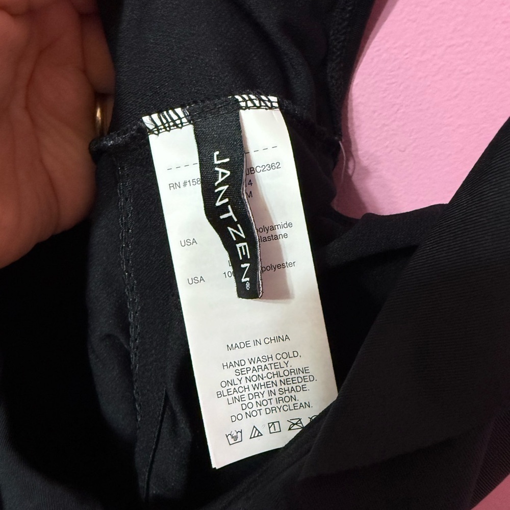 Jantzen Black Swimsuit size 14 - Picture 4 of 7